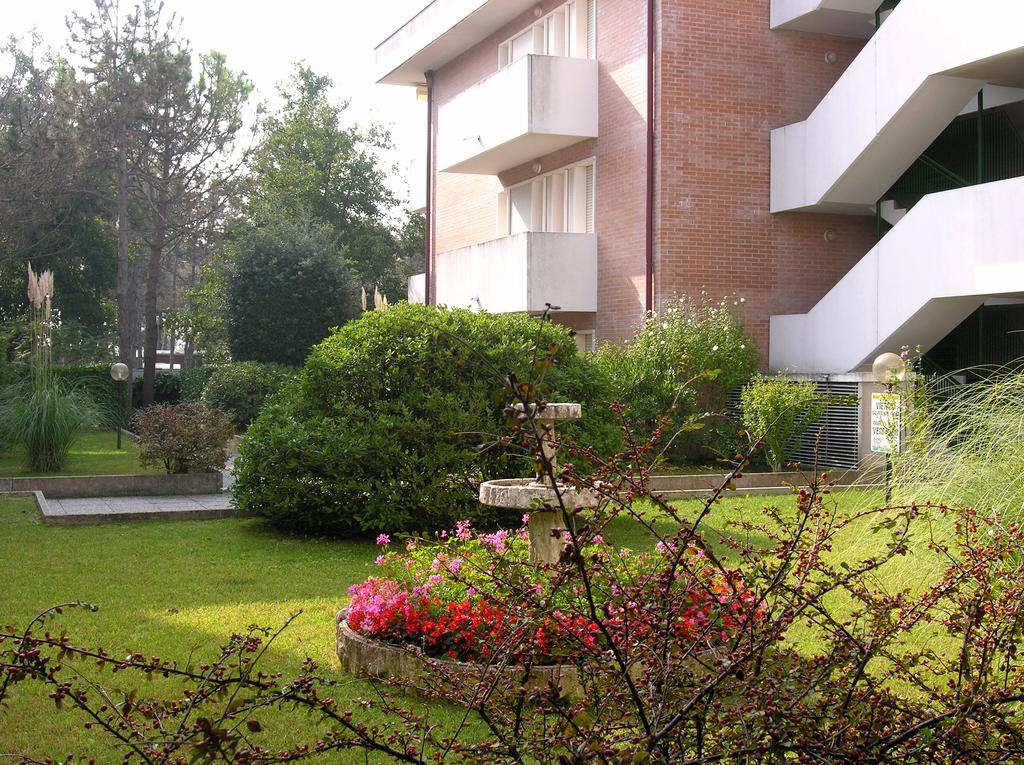 Apartment Gemini Con Piscina بيبيوني المظهر الخارجي الصورة